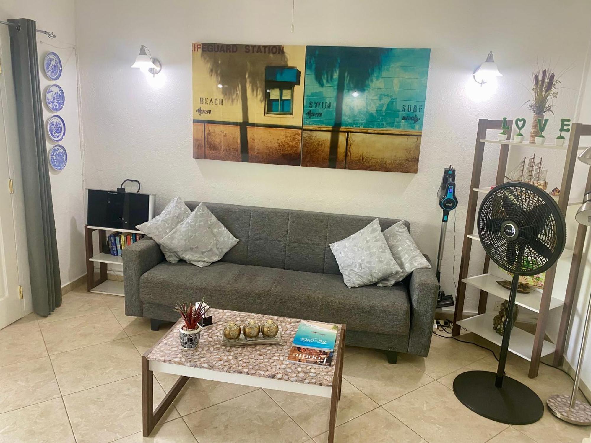 West Coast 1 Bedroom Apartment 66 - Close To Beach Saint James Buitenkant foto